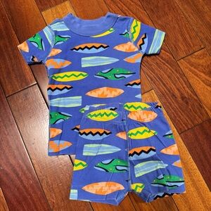 🏄🏻‍♂️ Hanna Andersson Surfboard Kids Pajama Set